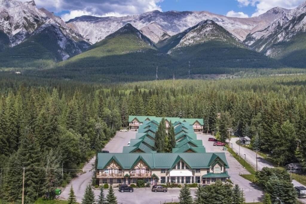 Mountainview -Privatechalet Sleep7- 5Min To Dt Vacation Home Canmore Exterior foto